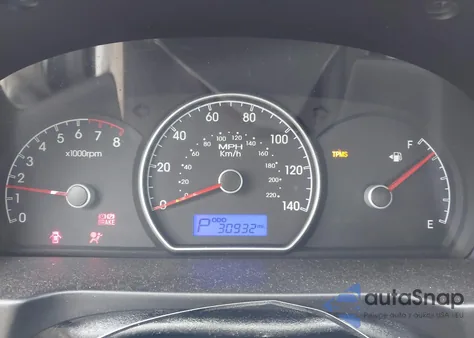 2010 Hyundai Elantra Gls z USA, uszkodzony, nr VIN KMHDU4AD6AU826498